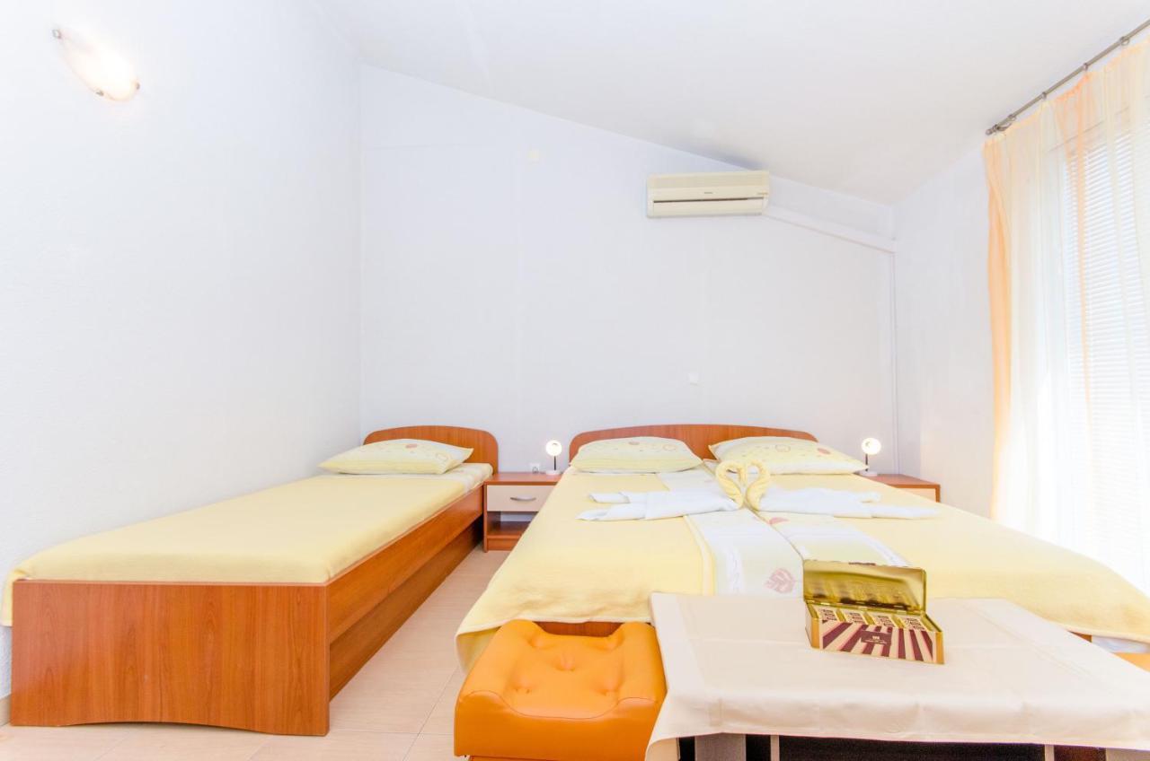 Knezovicapartments Zivogosce Ngoại thất bức ảnh